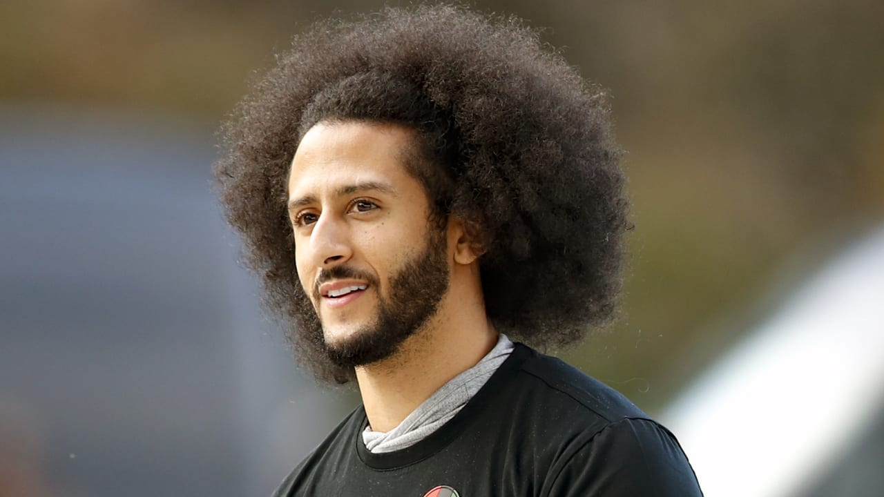 NFL: 49ers apologize for leaving Colin Kaepernick photos out of gallery -  Los Angeles Times