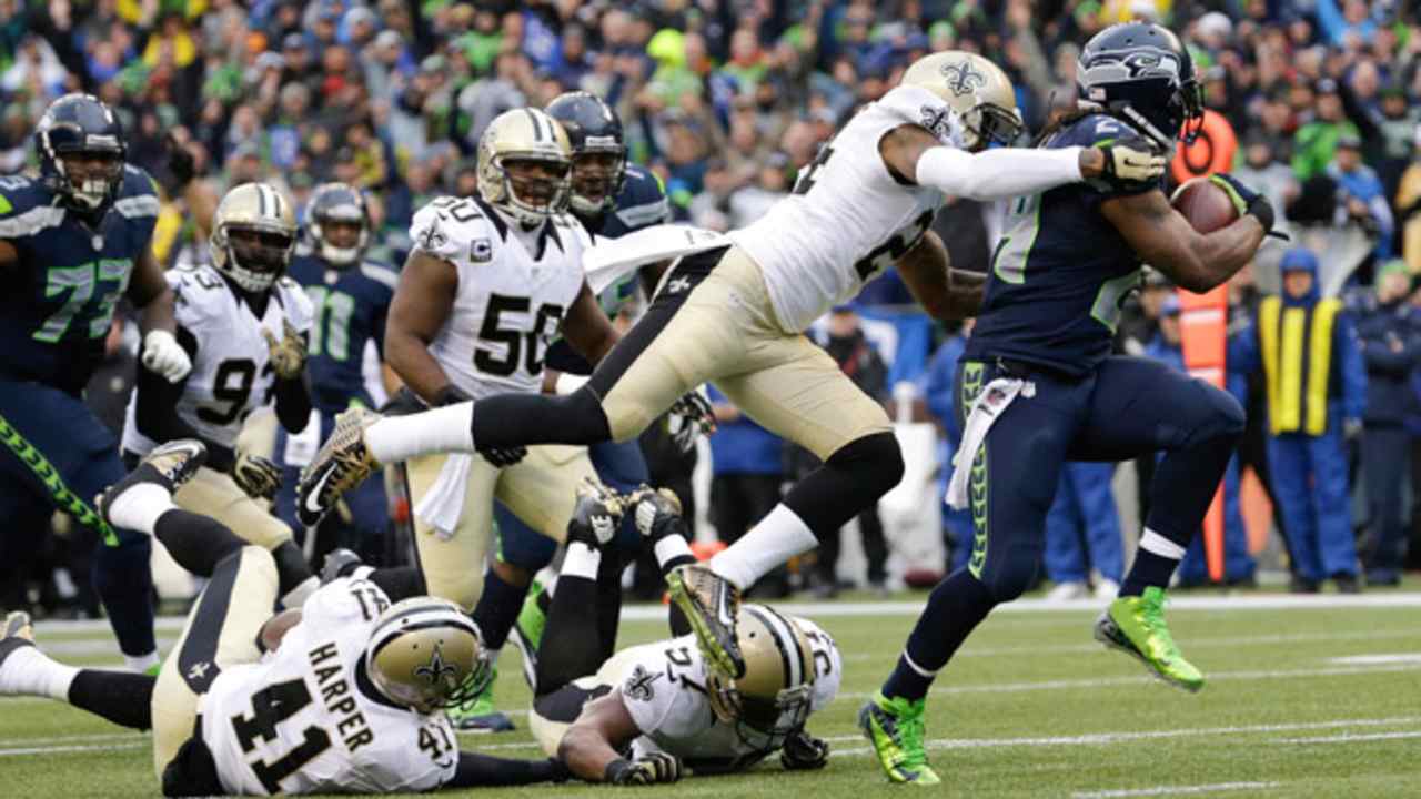 Marshawn-Lynch-140707-TOS.jpg