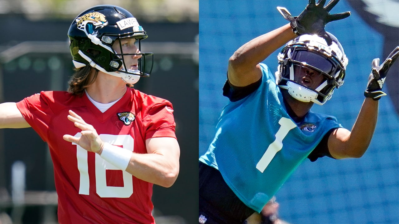 Jaguars QB Lawrence on pitch count, RB Etienne taking ...