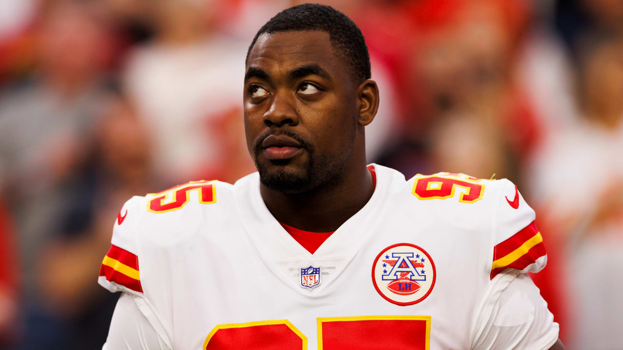Chiefs DT Chris Jones opens up on holdout: 'All I'm doing is