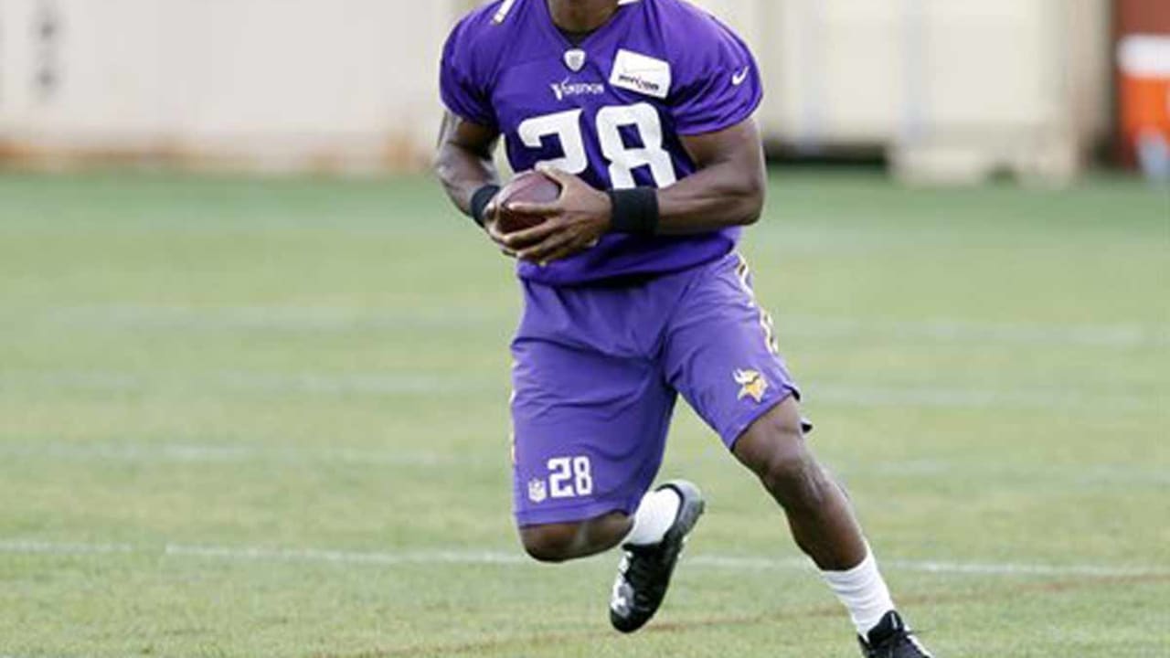 On This Day: rookie Adrian Peterson breaks single-game rushing record