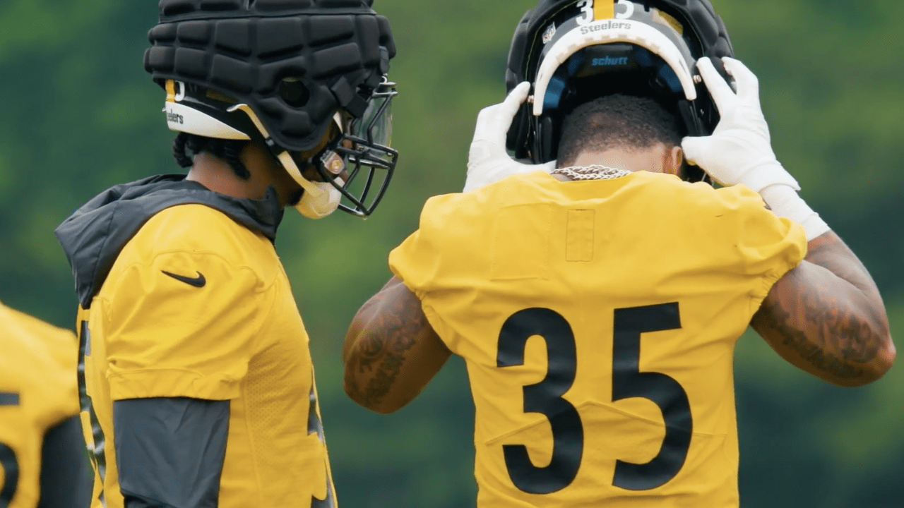 Steelers debut new, safer helmets for off-season training