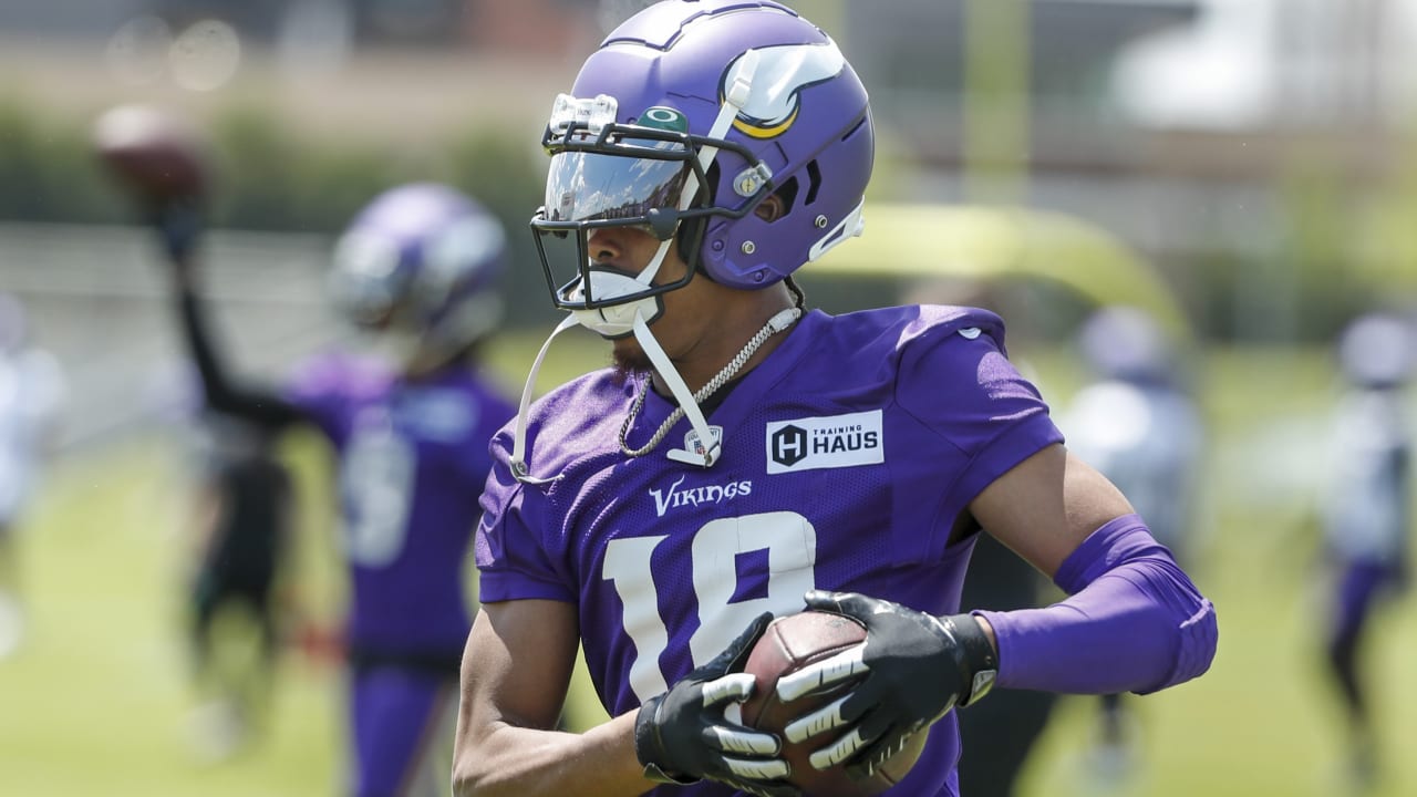 NFL Teams Debuting Alternate Helmets, Jerseys for the 2022 Season