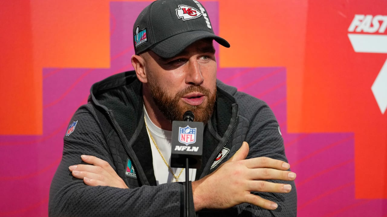 Travis Kelce's brother Jason guided him through a pivotal time; now they  face off as Eagles visit Chiefs