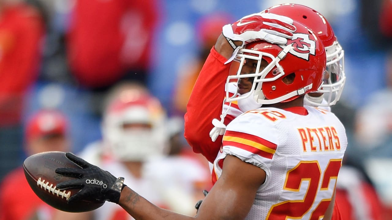 Marcus-Peters-SL.jpg
