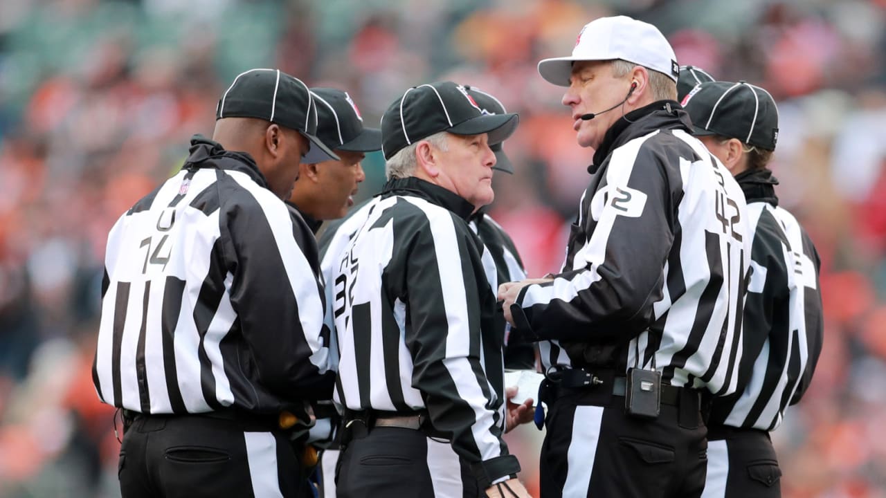 referees-030117