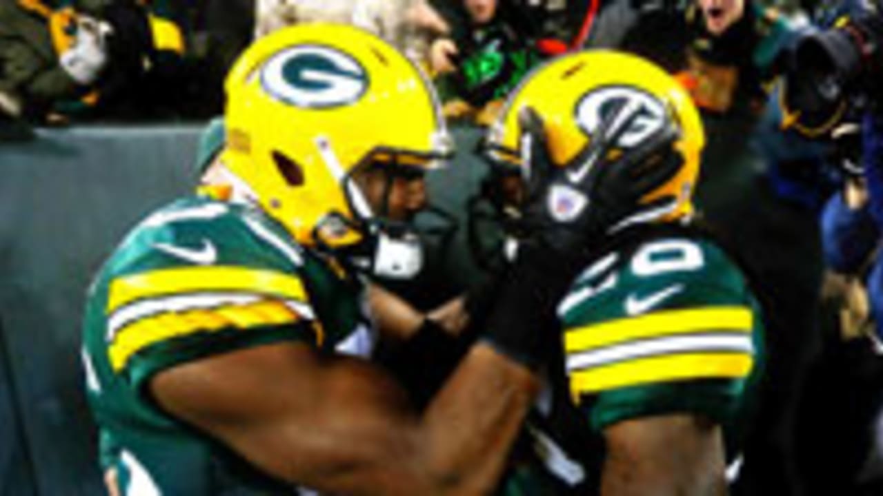 greg-jennings-dujuan-harris-121210-spot.jpg