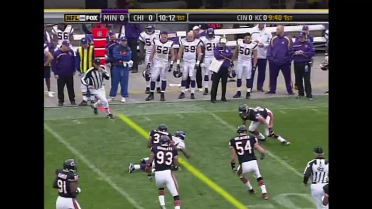 Flashback: Peterson carries Vikings to win over Bears in 2007