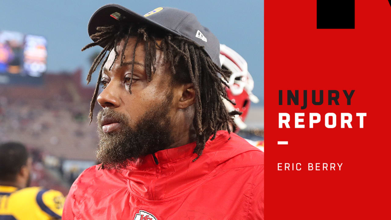 Eric Berry makes emotional return to the field against Cardinals - ABC7 Los  Angeles
