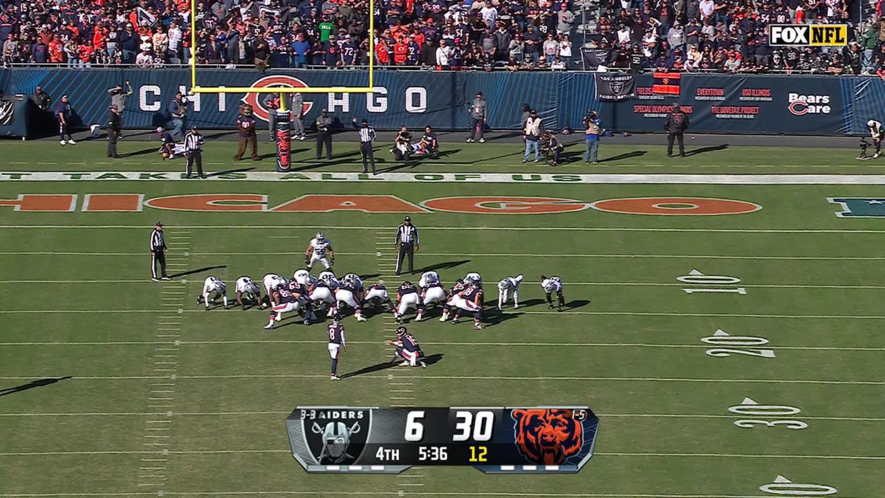Las Vegas Raiders defensive back Amik Robertson blocks Chicago Bears ...