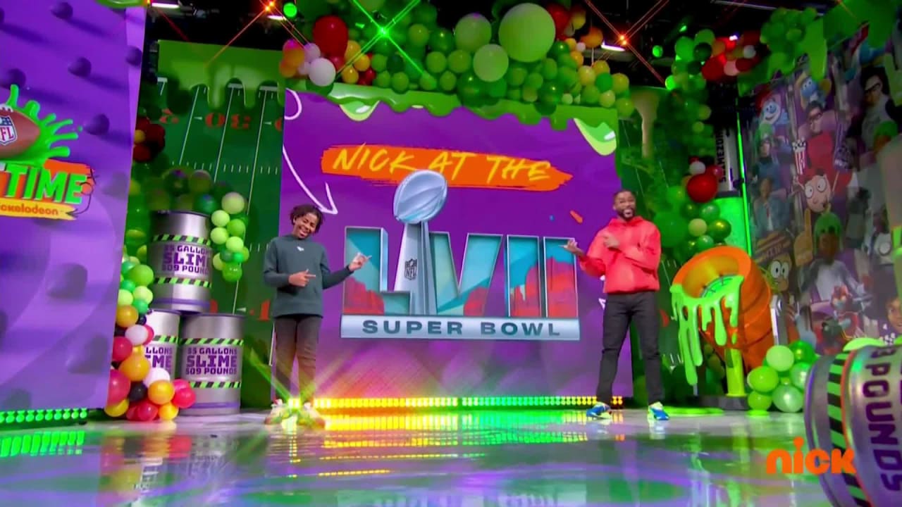 NFL Slimetime hosts Nate Burleson, Young Dylan share their favorite custom  cleats