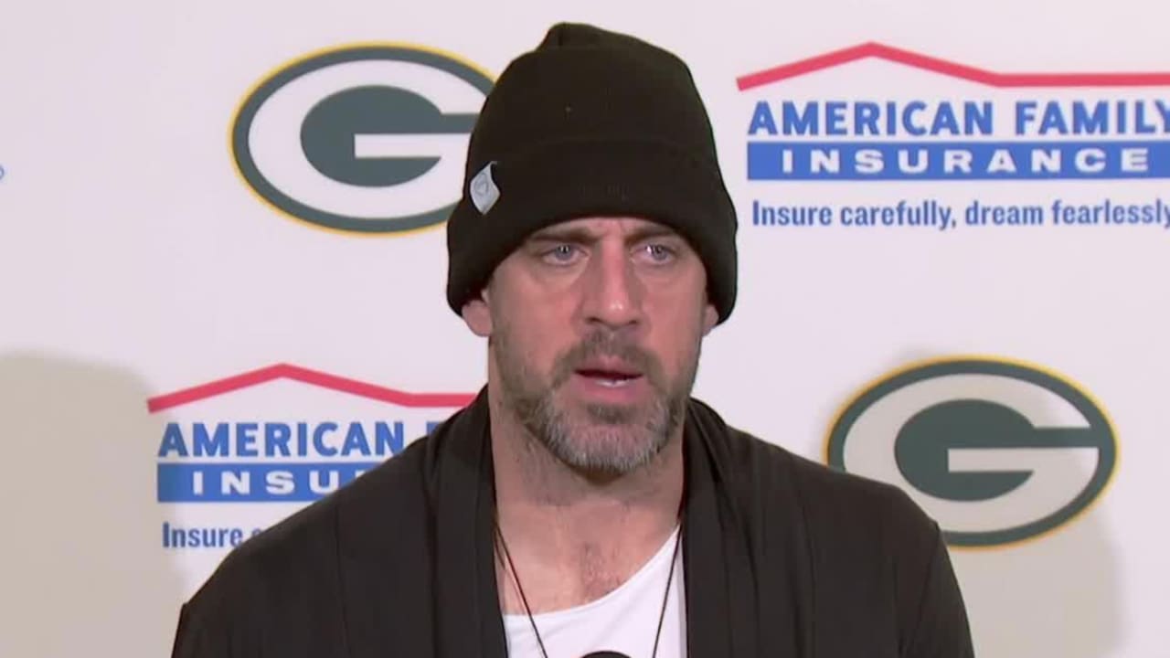 Green Bay Packers quarterbacks Aaron Rodgers, Jordan Love evaluate