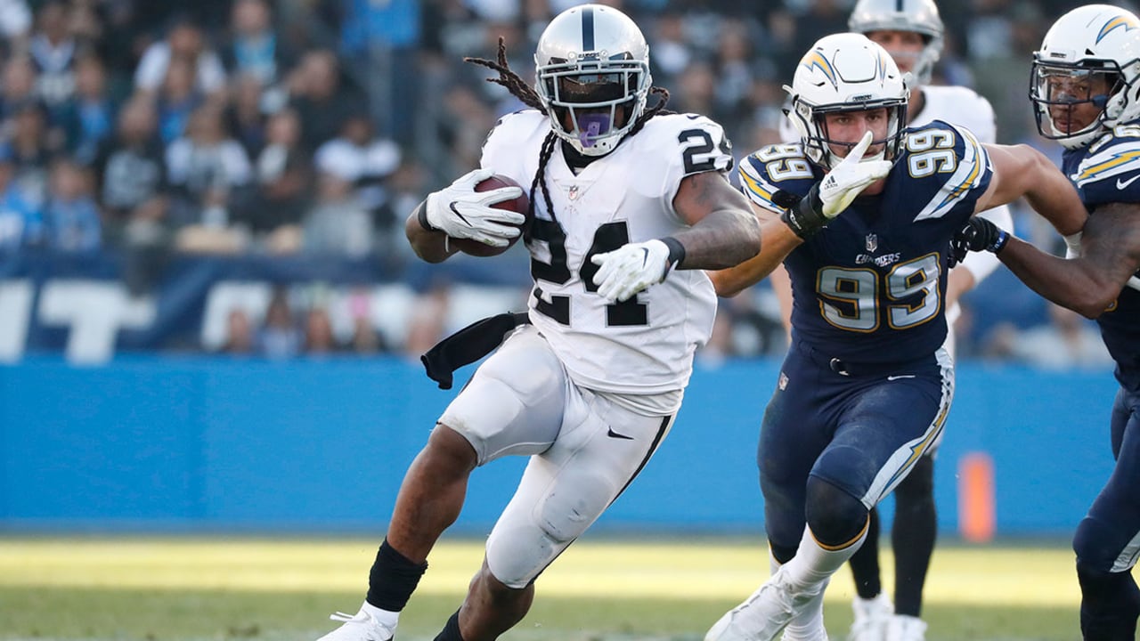 Marshawn Lynch-sl.jpg