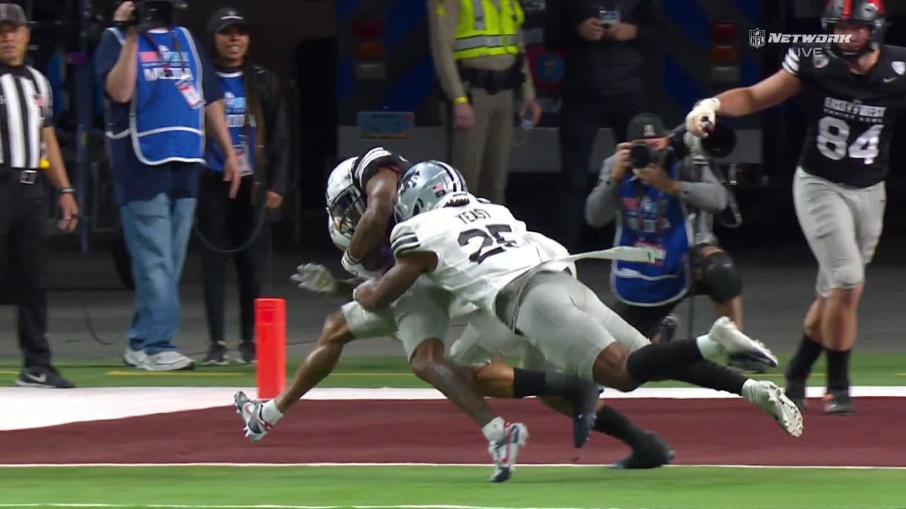 Juanyeh Thomas shows great physicality with TD-saving tackle on third down