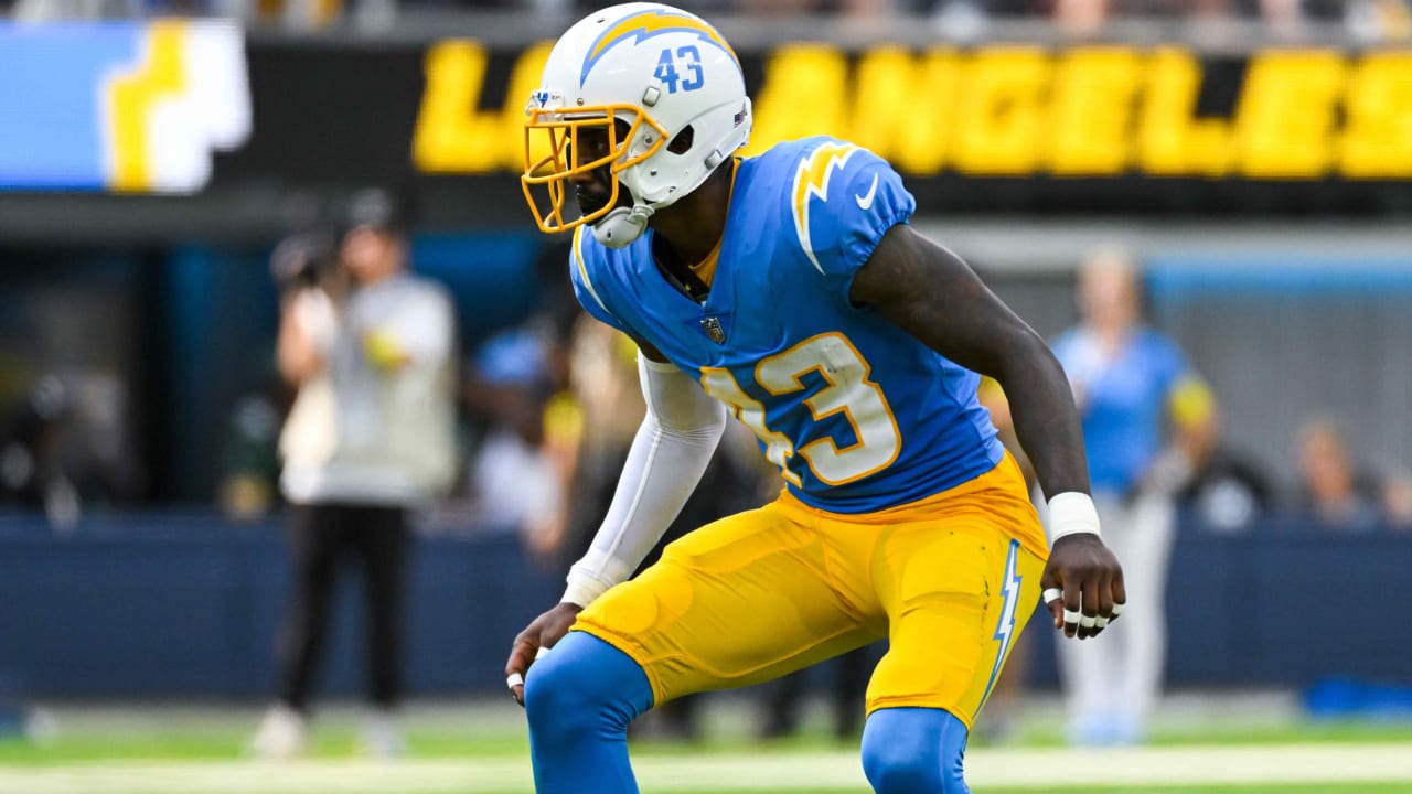 Spotlighting Los Angeles Chargers cornerback Michael Davis