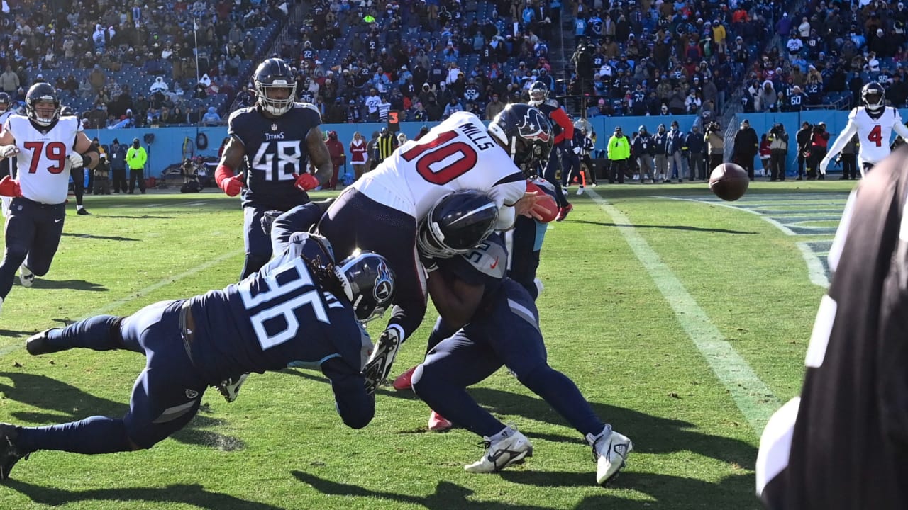 WATCH: Texans QB Davis Mills throws touchdown pass to RB Rex