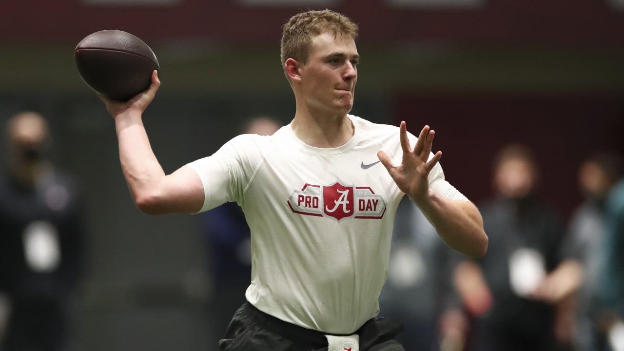 Alabama Crimson Tide quarterback Mac Jones' pro day highlights