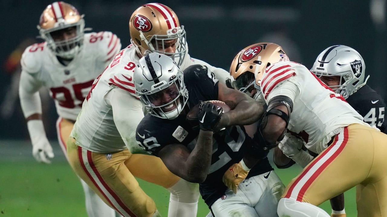 Nick Bosa lauds Josh Jacobs after Raiders test 49ers defense: 'Best running  back I've played against'