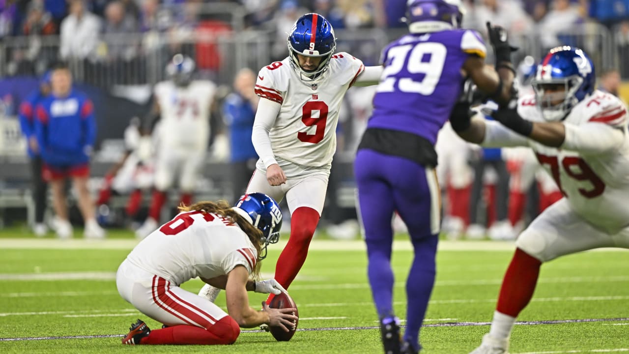 New York Giants Kicker Graham Gano S 25 Yard Field Goal Extends Giants