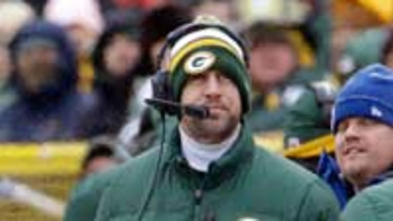 Aaron-Rodgers-Sideline-121113-SL.jpg