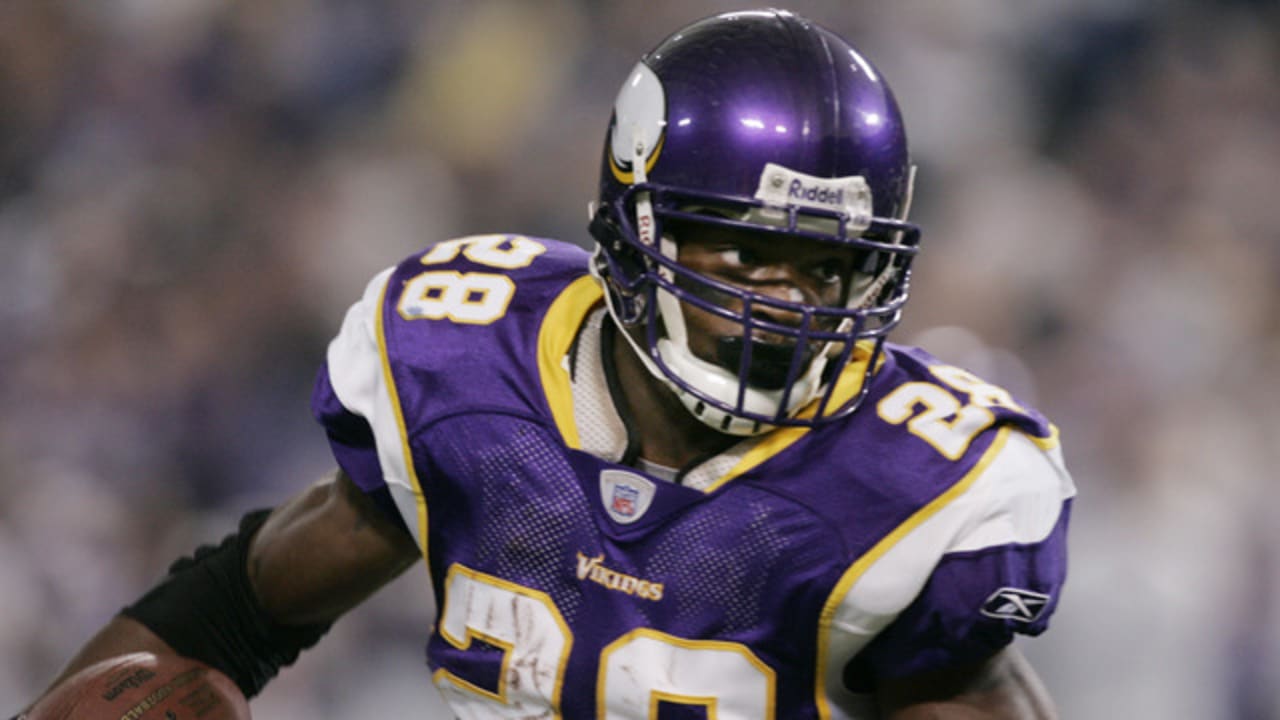 This Day in History: Former Minnesota running back Adrian Peterson's  career-high 296-yard game in 2007