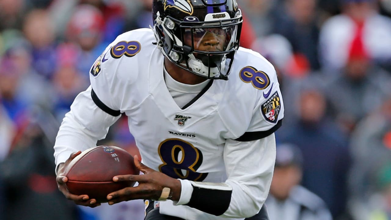 lamar-jackson-191209-sl.jpg