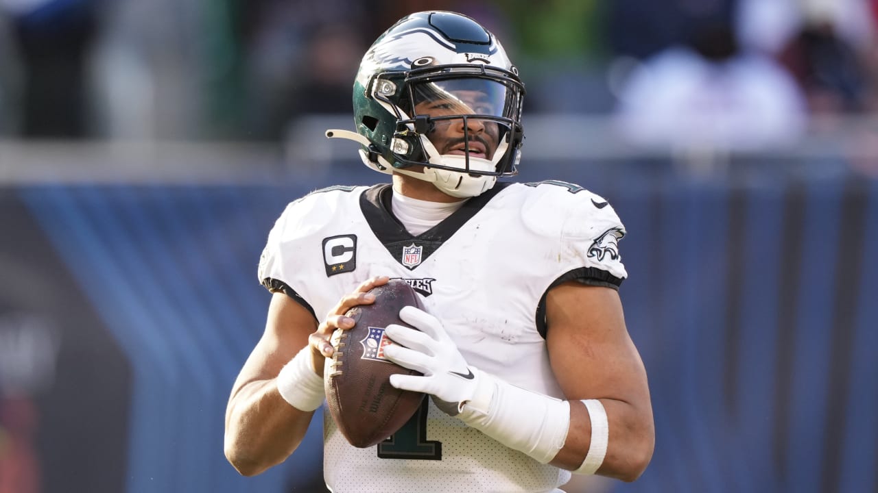 Philadelphia Eagles Quarterback Jalen Hurts Hits Wide Receiver DeVonta ...