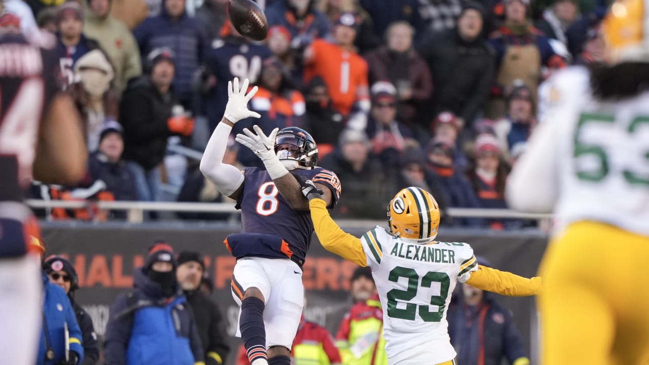Chicago Bears wide receiver N'Keal Harry (8) pulls down a 49-yard reception aginst Green Bay Packers cornerback Jaire Alexander (23) in the fourth quarter during their football game Sunday, December 4, at Soldier Field in Chicago, Ill. Dan Powers/USA TODAY NETWORK-Wisconsin Apc Packvsbears 1204221183djp