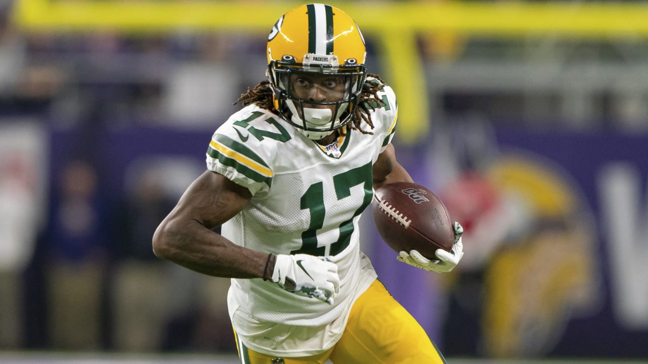 Davante Adams post cryptic message following shock Raiders trade as fans  say 'we need to free him'