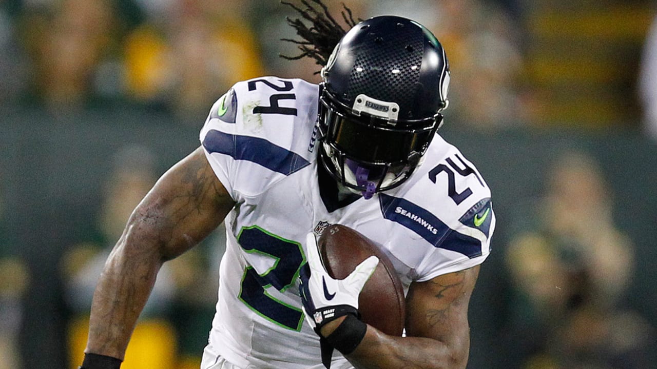 Lynch-Marshawn-150925-SL.jpg