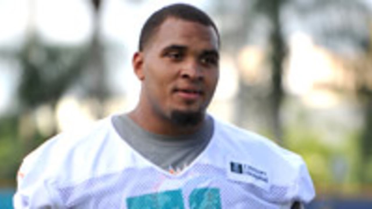 mike-pouncey-140815-spot.jpg