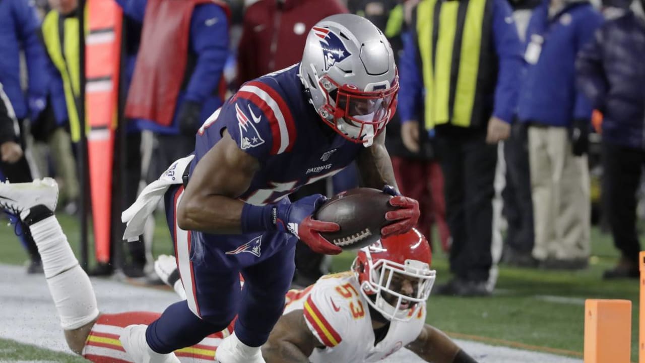 Patriots trading receiver N'Keal Harry to Bears for future draft