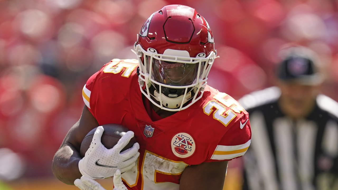 Clyde Edwards-Helaire injury news: Chiefs RB activated from IR for Super  Bowl - DraftKings Network