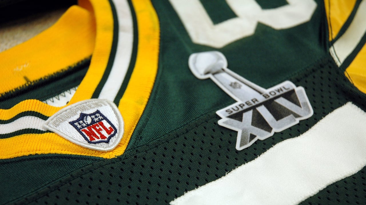 Green Bay Packers Super Bowl XLV Jerseys are prepared