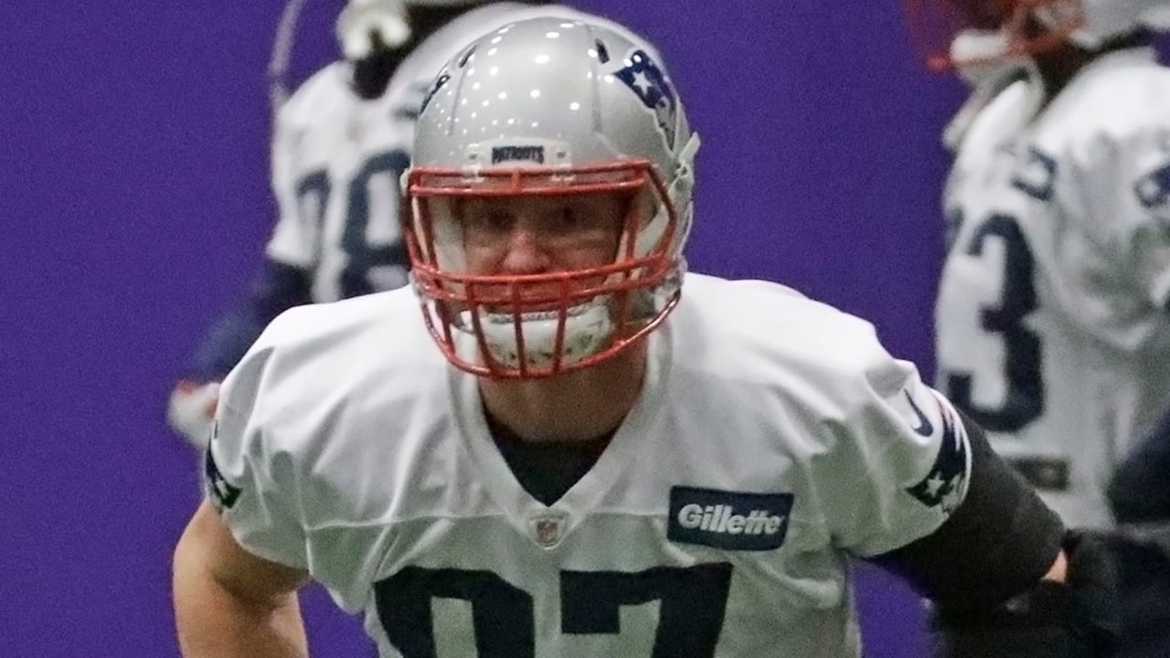 gronk-180201-sl