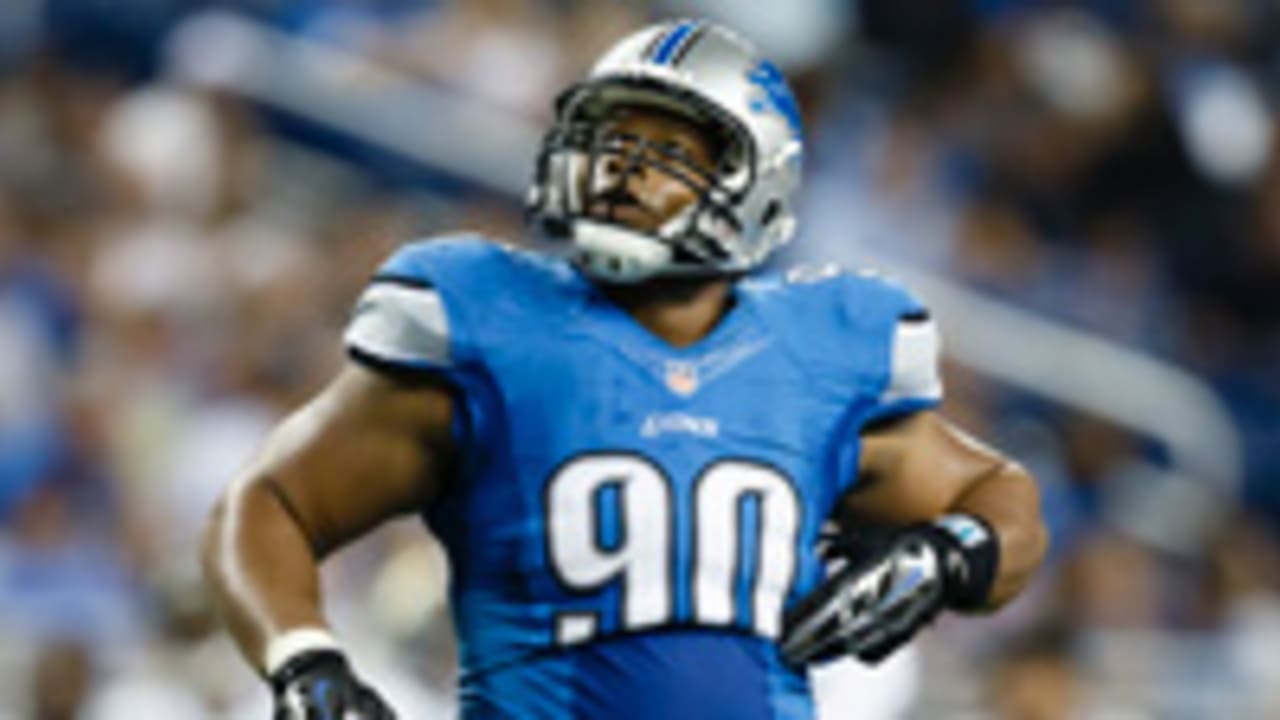 Suh-Ndamukong-140827-SL2.jpg