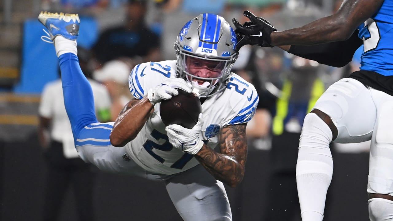 Can't-Miss Play: Detroit Lions cornerback Chase Lucas' diving catch turns  potential TD into INT