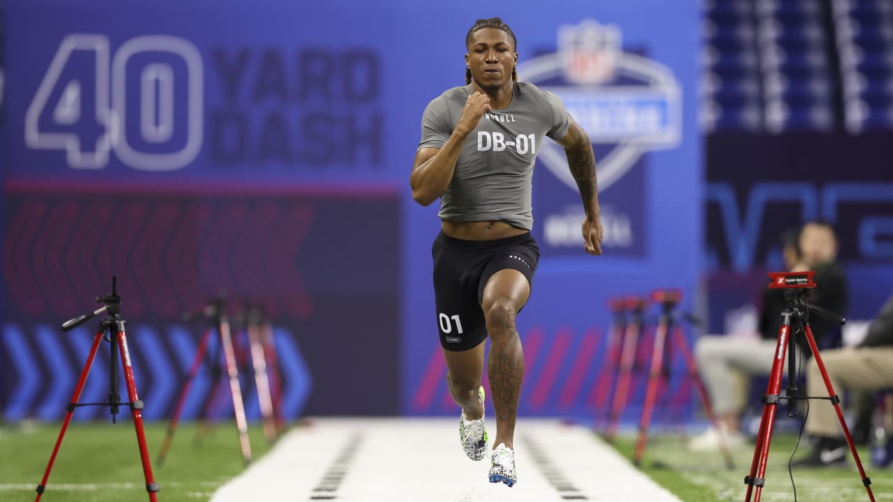 Oregon State Beavers cornerback Alex Austin runs official 4.55second