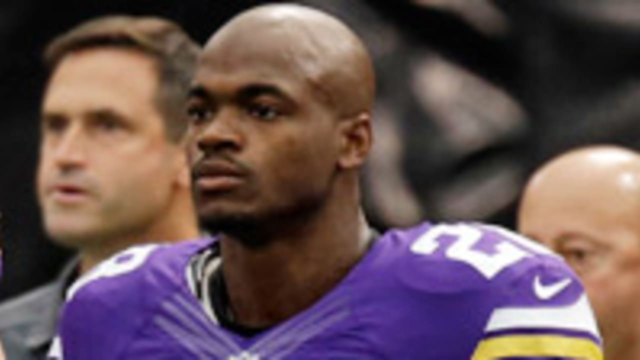 Adrian-peterson-131016-SL.jpg