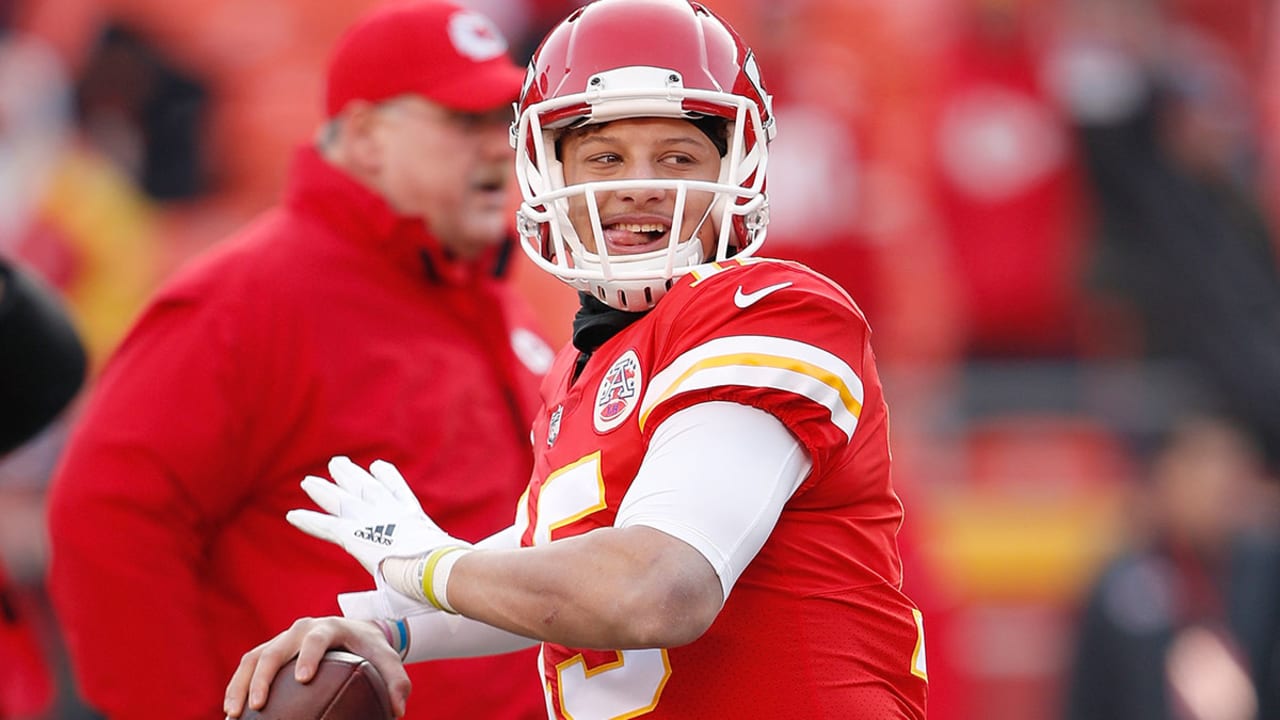 patrick mahomes-180131-sl.jpg