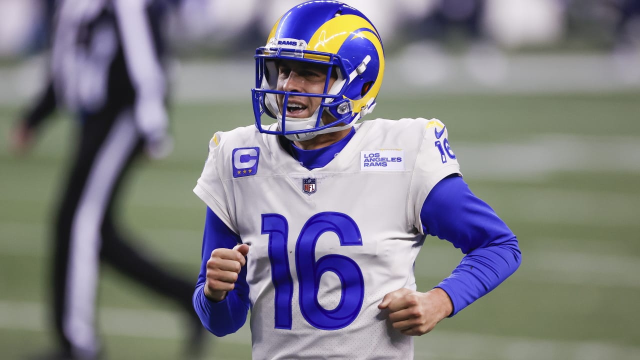 Los Angeles Rams Dominate Colts in First Half Thrashing - Sports