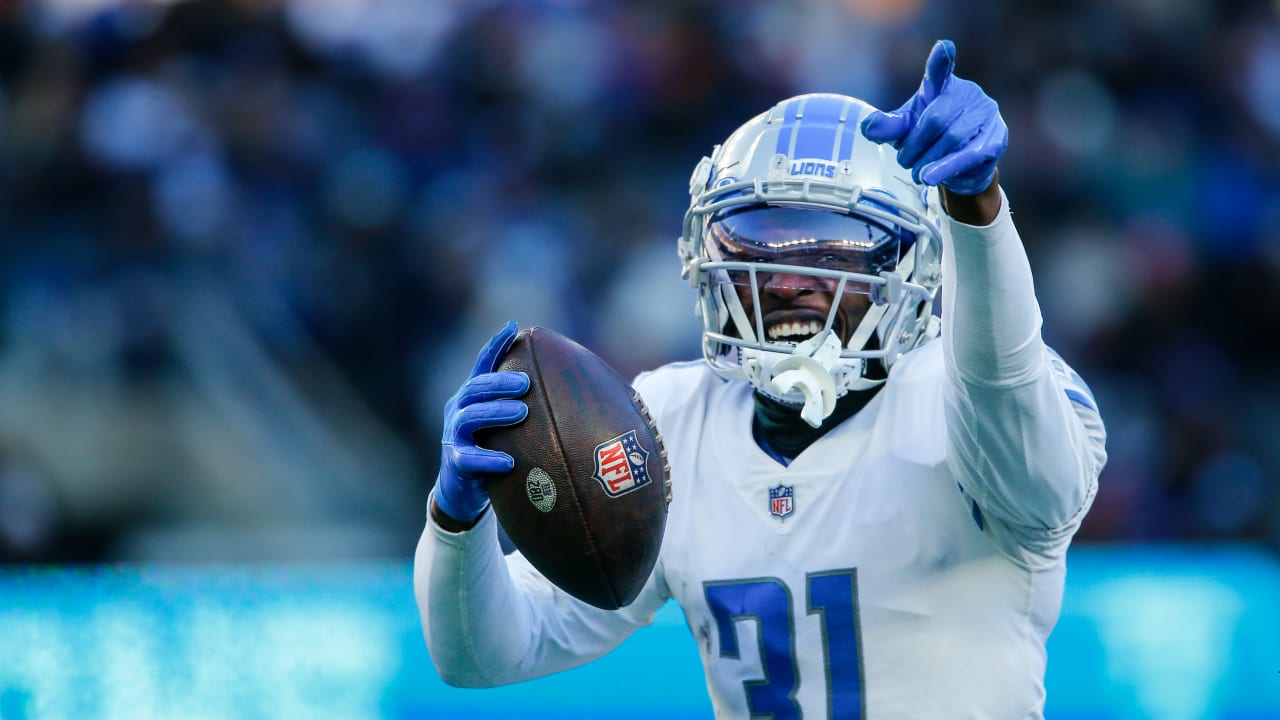 Detroit Lions safety Kerby Joseph accounts for Lions second INT of game