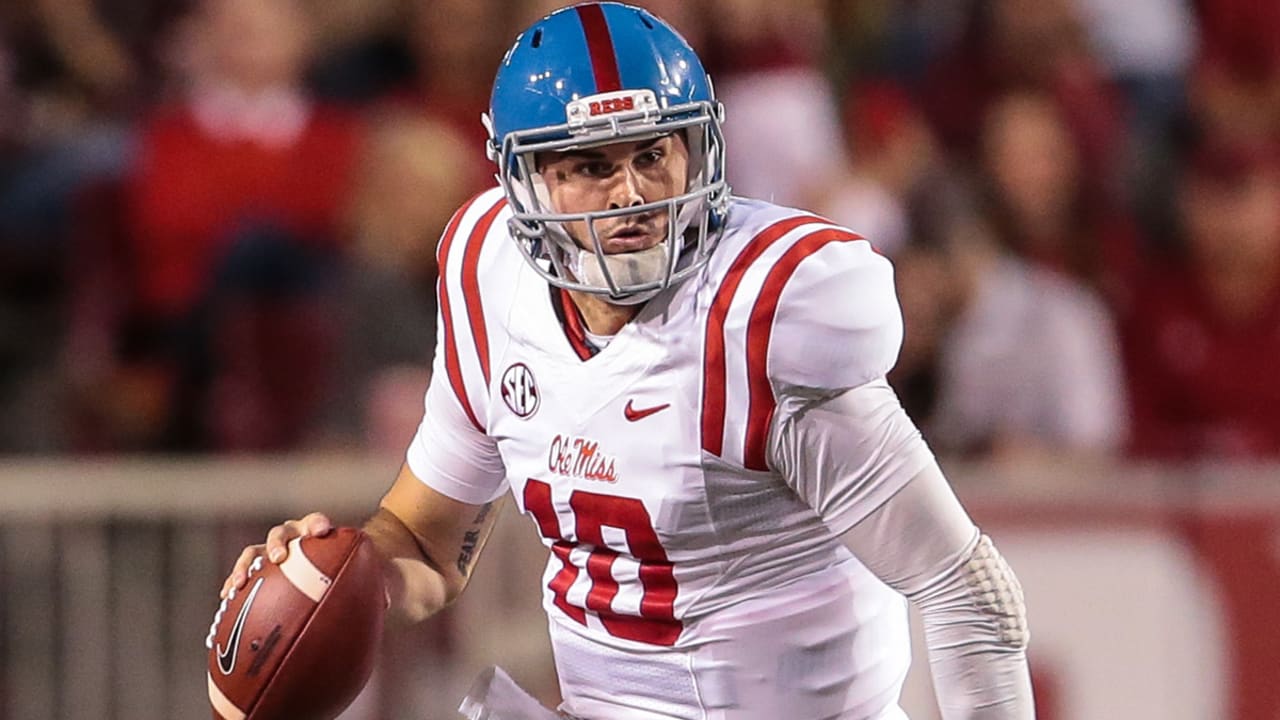 2017 Mr. Irrelevant: Broncos draft Chad Kelly