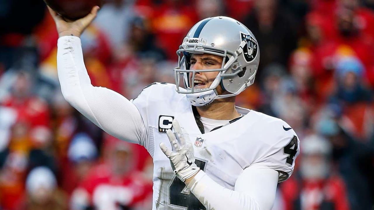 Blake Bortes, Derek Carr the next Manning vs. Brady?