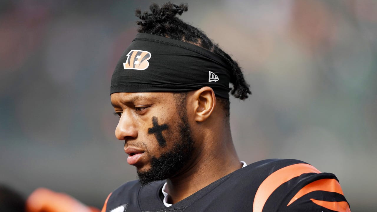 arrest-warrant-for-aggravated-menacing-charge-issued-for-bengals-joe