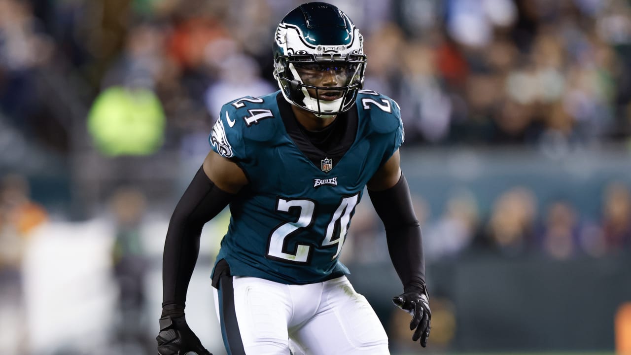 Philadelphia Eagles corner back James Bradberry (24) looks on