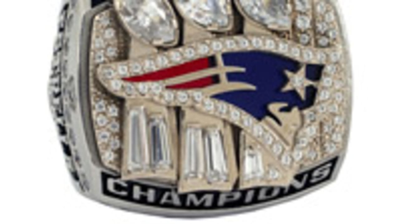 Damien Berry's, Jamie Sharper's Super Bowl rings sold at auction