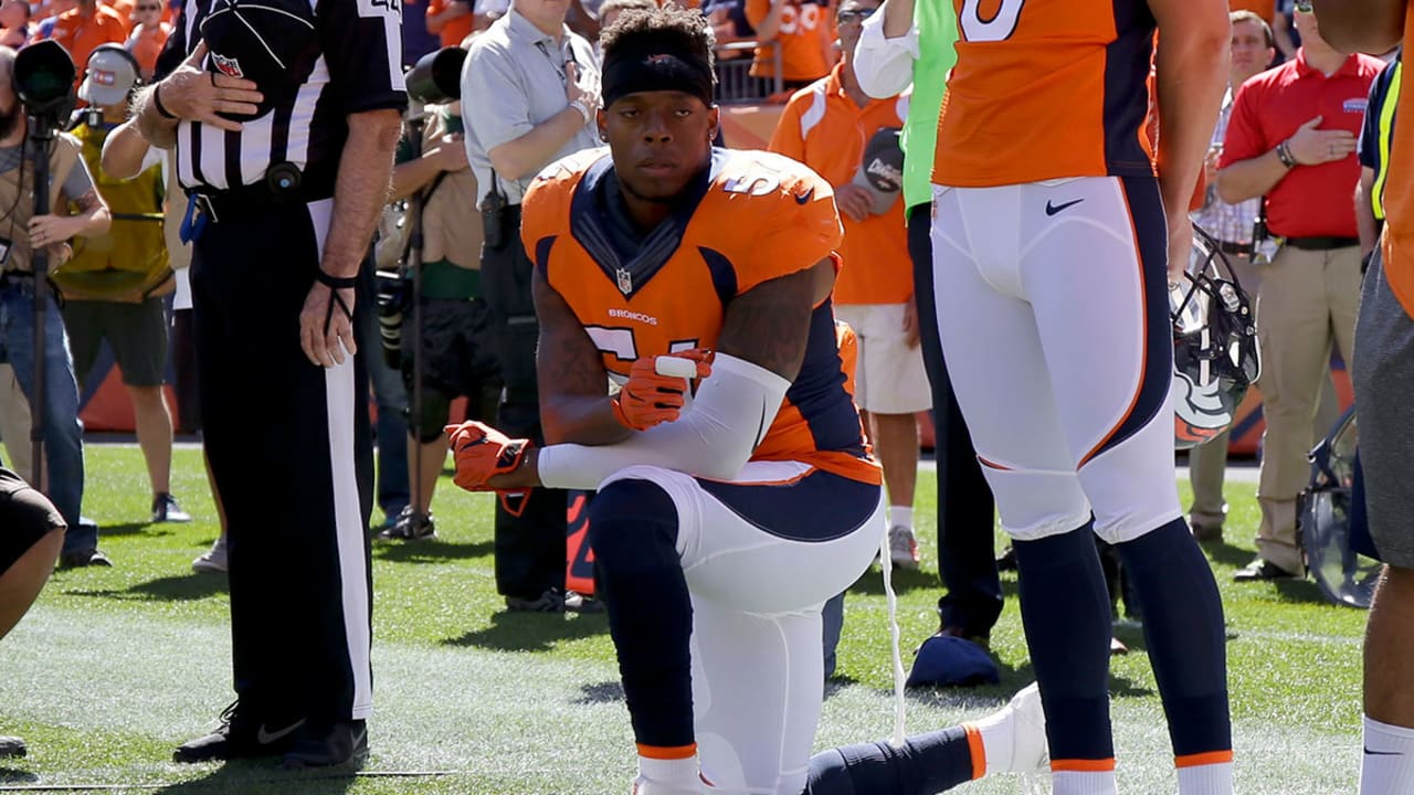 Broncos' Brandon Marshall Kneels During National Anthem