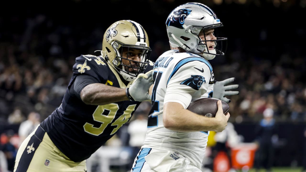 New Orleans, LOUISIANA, USA. 30th Dec, 2018. New Orleans Saints defensive  end Cameron Jordan on the field against the Carolina Panthers in New Orleans,  Louisiana USA on December 30, 2018. Credit: Dan