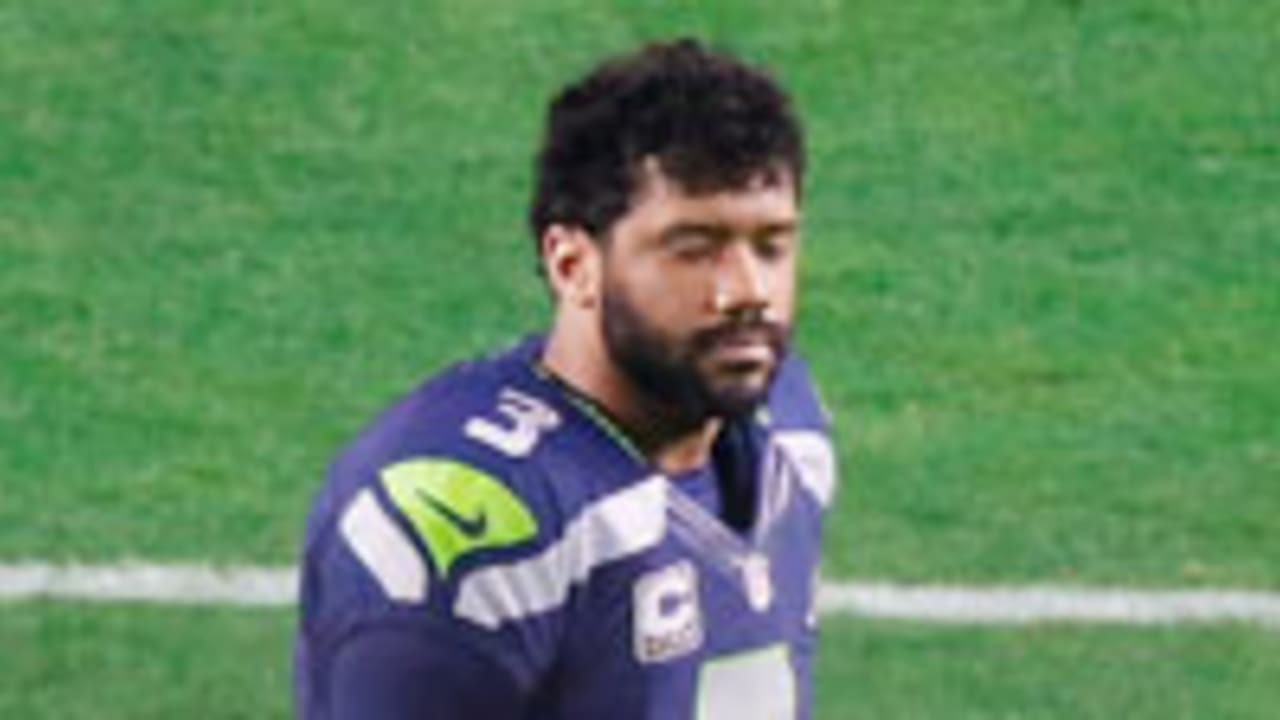 Russell-Wilson-sl-020215.jpg
